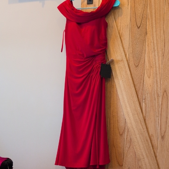 Mac Duggal 26484 Red Off Shoulder Dress - Picture 5 of 8